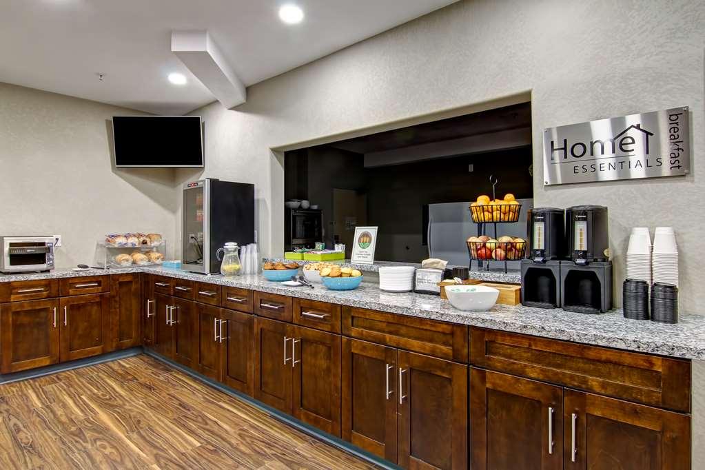 Home Inn Medicine Hat Restaurant foto